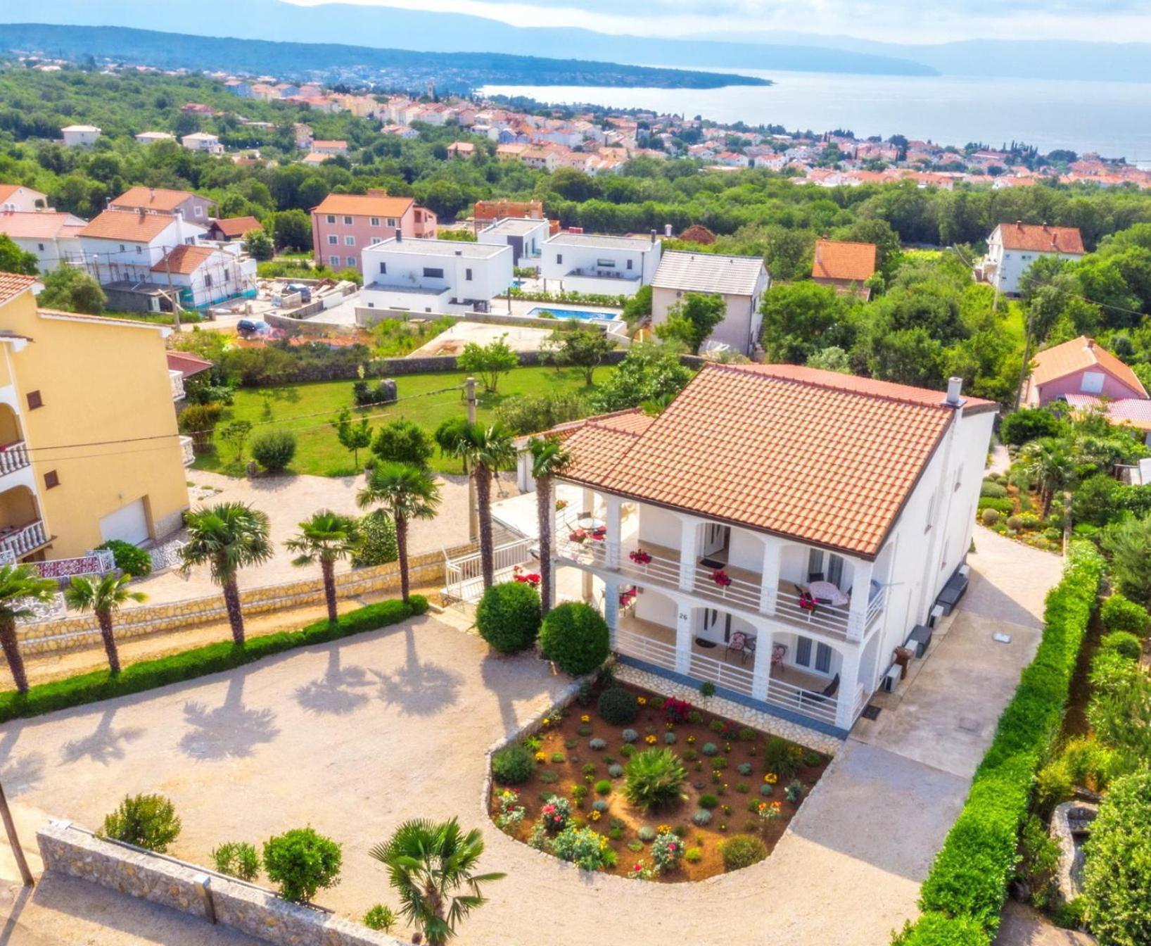 Apartments Kremenici Malinska Exteriér fotografie